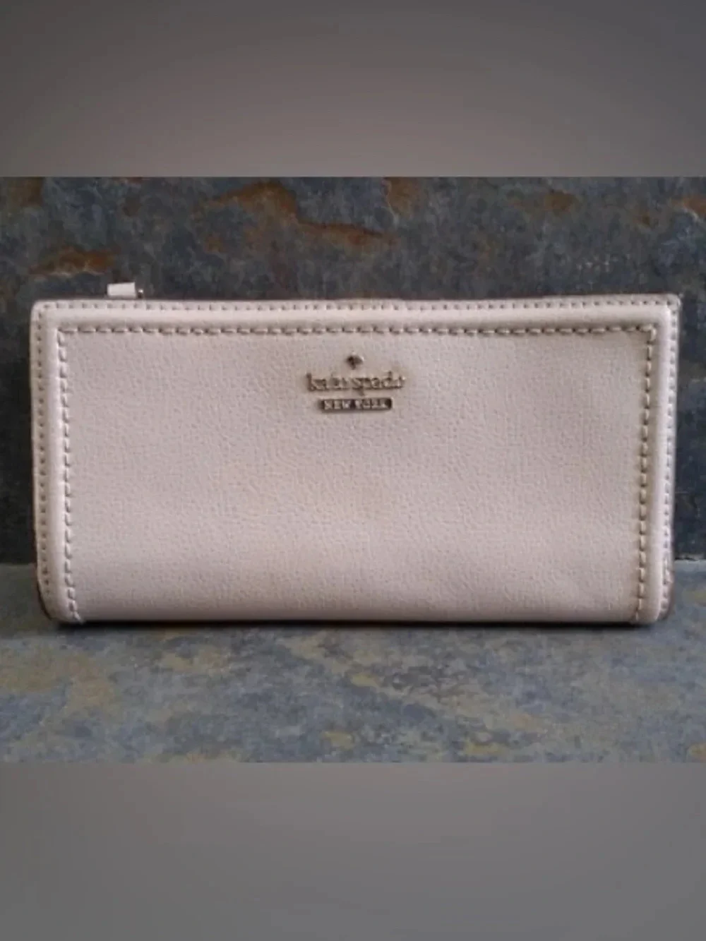 kate spade madison large slim bifold gray leather wallet with gold logo